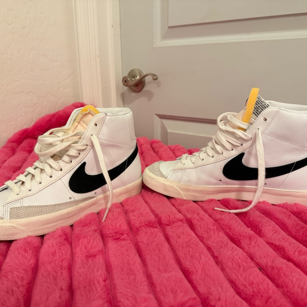 Nike Blazer Mid ‘77